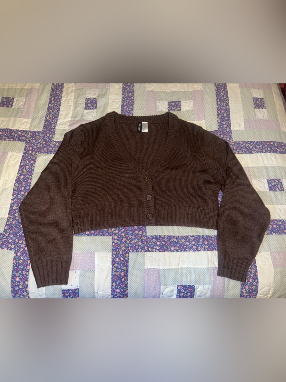 H&M Brown Cropped V-Neck Button Cardigan - Men